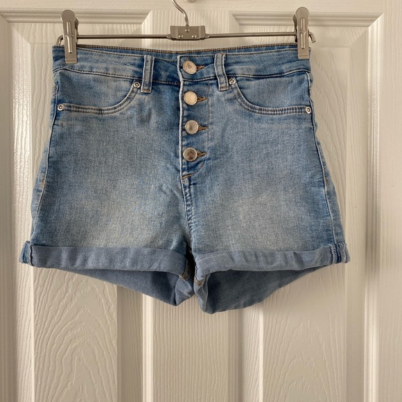 blue denim shorts - Picture 12 of 14